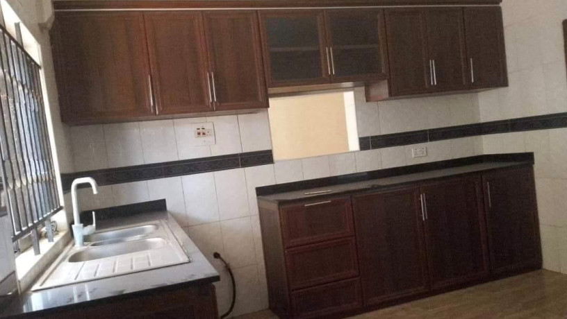 3-bedroom-flat-for-rent-in-makeni-big-4