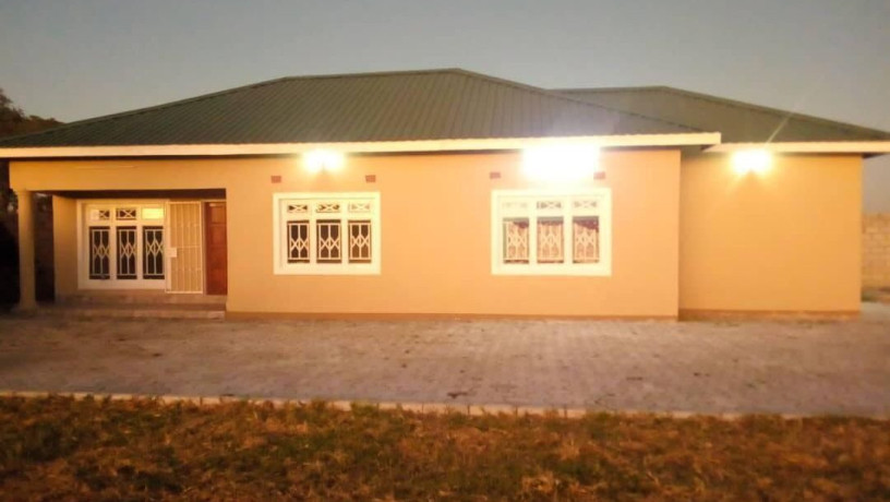 3-bedroom-house-for-rent-in-silverest-big-2