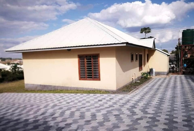 3-bedroom-house-for-rent-in-foxdale-big-0