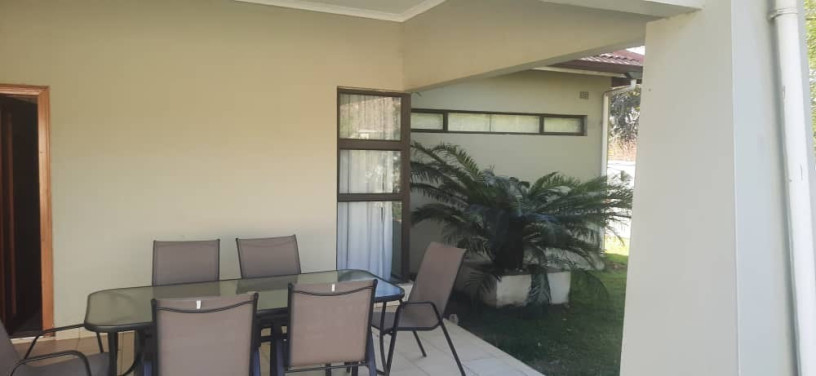 2-bedroom-house-for-rent-in-roma-park-big-0
