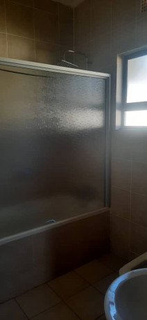 2-bedroom-house-for-rent-in-roma-park-big-1