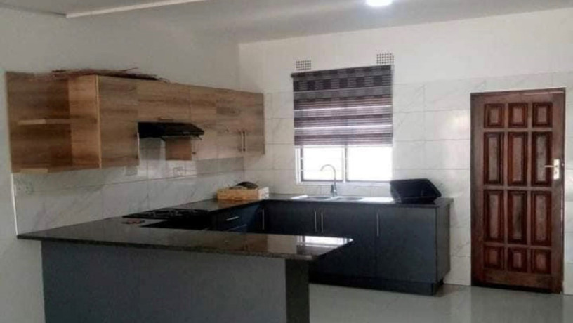 2-bedroom-flat-for-rent-in-rhodespark-big-2