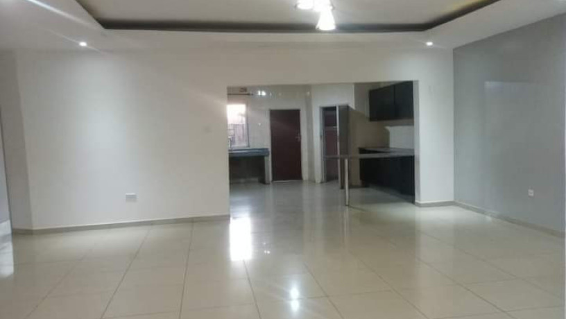 3-bedroom-flat-for-rent-in-chalala-big-0