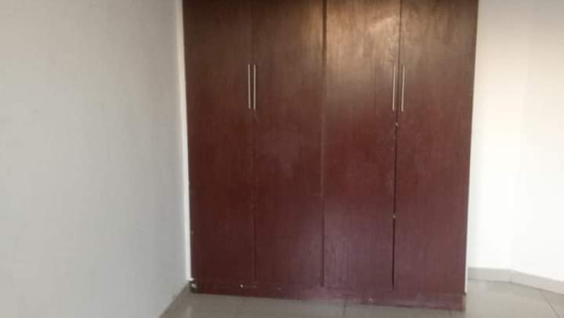 3-bedroom-flat-for-rent-in-chalala-big-4