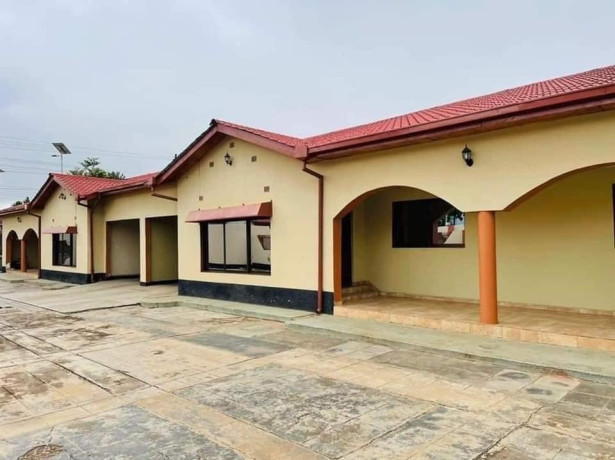 3-bedroom-house-for-rent-in-roma-big-8