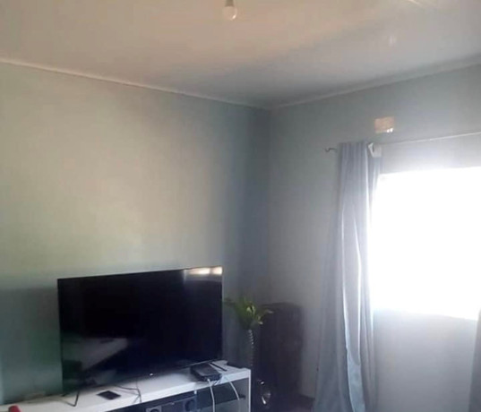 2-bedroom-flat-for-rent-in-avondale-big-1