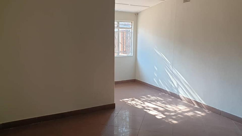 3-bedroom-flat-for-sale-in-nyumba-yanga-big-2