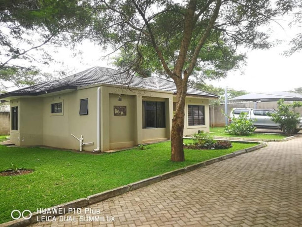 3-bedroom-flat-for-sale-in-makeni-buckley-big-0