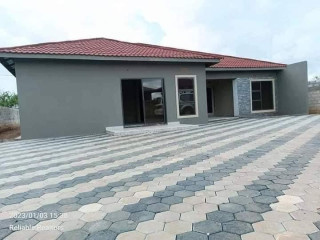 3 Bedroom House For Sale In New Kasama