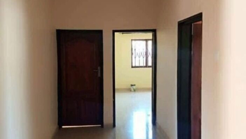 3-bedroom-flat-for-rent-in-chalala-big-5