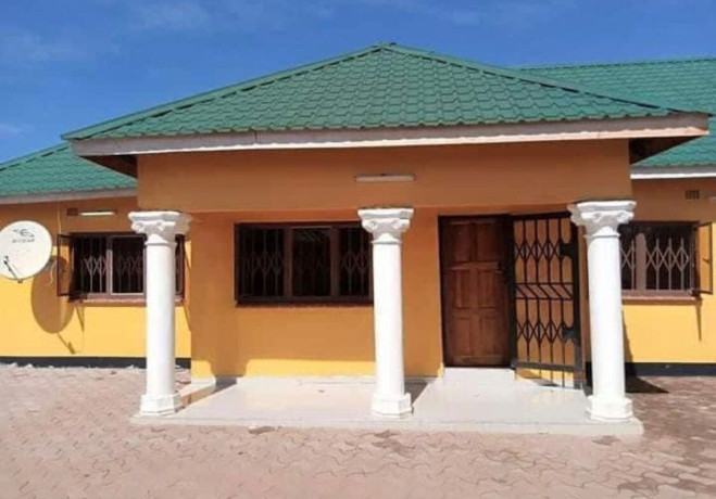 3-bedroom-flat-for-rent-in-chalala-big-9