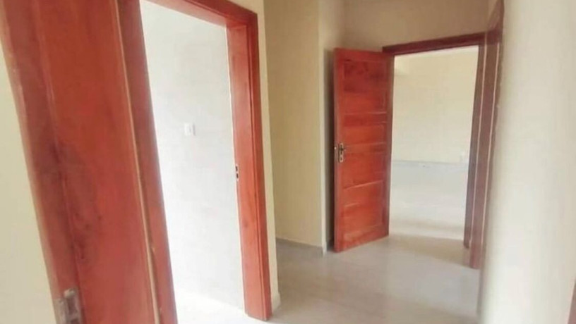 2-bedroom-flat-for-rent-in-makeni-big-1