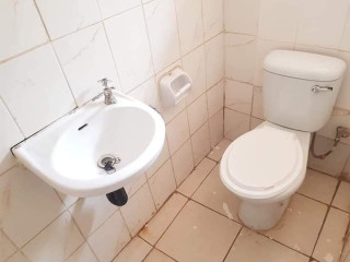 bedsitter-for-rent-in-avondale