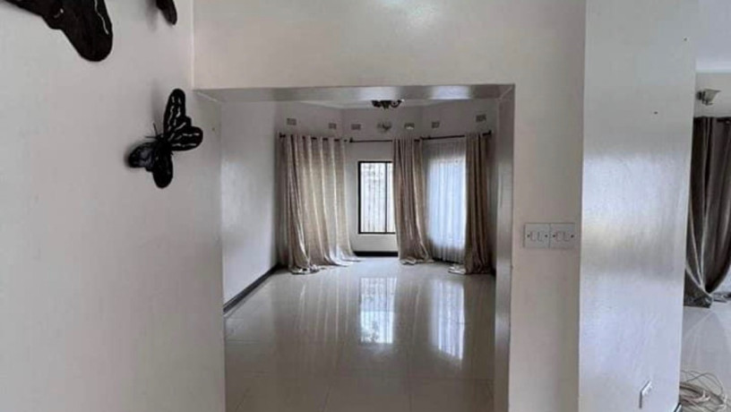 4-bedroom-house-for-rent-in-woodlands-big-2