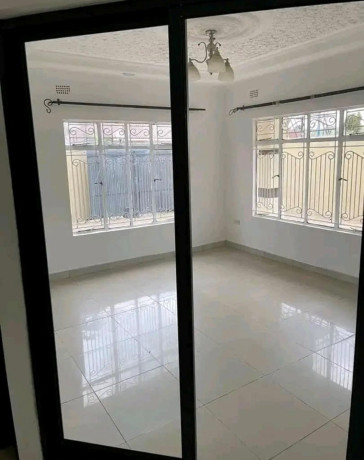 4-bedroom-house-for-rent-in-salama-park-big-4