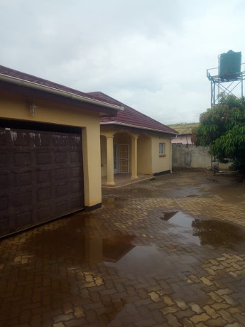 4-bedroom-stand-alone-house-for-rent-big-6
