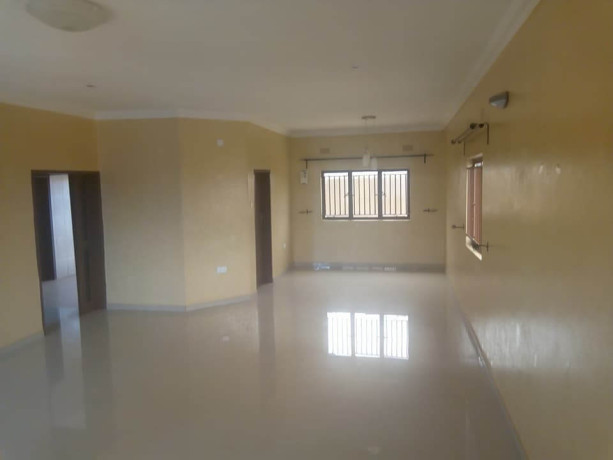 2-bedroom-fabulous-flat-for-rent-in-woodlands-chalala-big-6