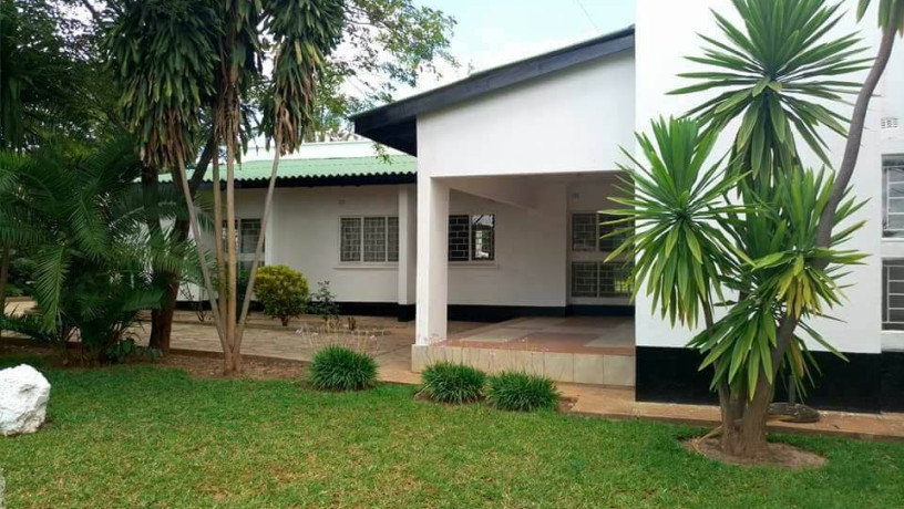 rent-a-beautiful-four-bedroom-house-in-phi-big-0