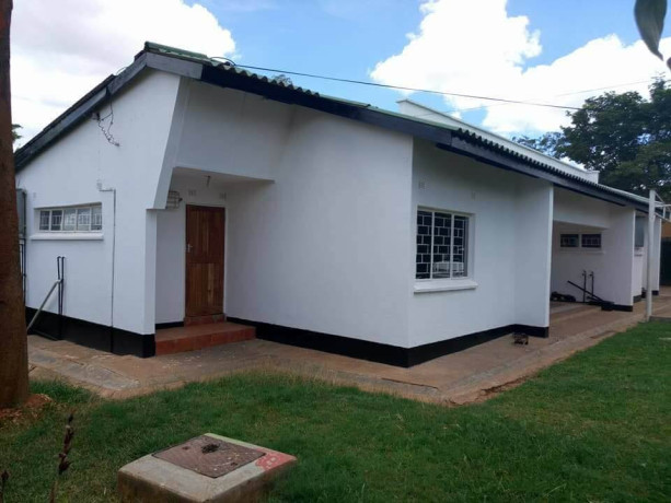 rent-a-beautiful-four-bedroom-house-in-phi-big-2