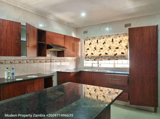 4-bedroom-house-for-sale-in-waterfalls-big-1