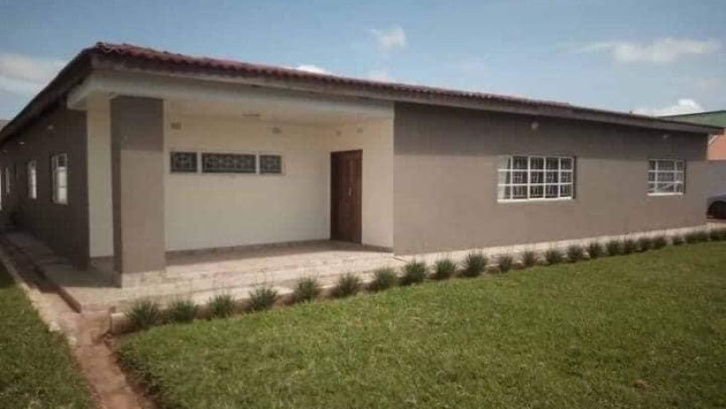 4-bedroom-house-for-sale-in-makeni-big-0