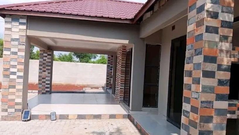 4-bedroom-house-for-sale-in-new-kasama-big-4