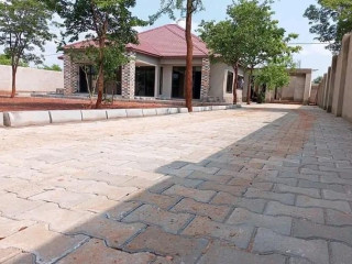 4-bedroom-house-for-sale-in-new-kasama