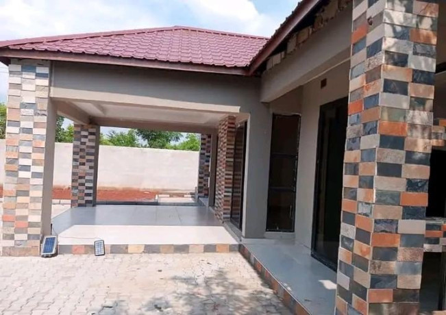 4-bedroom-house-for-sale-in-new-kasama-big-4