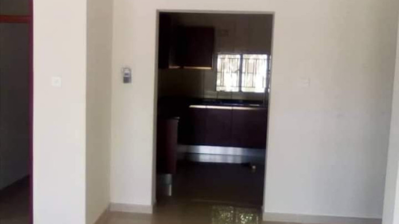 2-bedroom-flat-for-rent-in-olympia-big-2