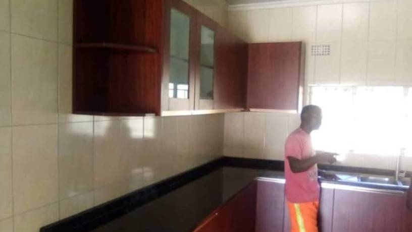 2-bedroom-flat-for-rent-in-olympia-big-6