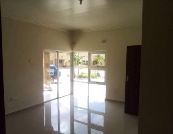 2-bedroom-flat-for-rent-in-olympia-big-0