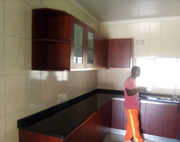 2-bedroom-flat-for-rent-in-olympia-big-6