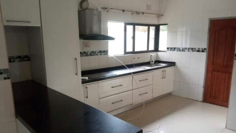 4-bedroom-flat-for-rent-in-salama-park-lusaka-big-9