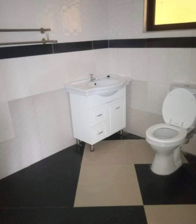 4-bedroom-flat-for-rent-in-salama-park-lusaka-big-2