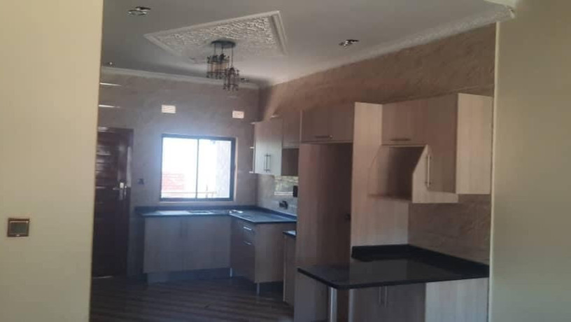 3-bedroom-flat-for-rent-in-ibex-hill-big-4