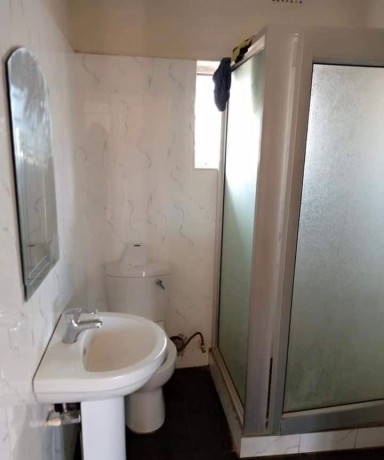 2-bedroom-flat-for-rent-in-chalala-big-3