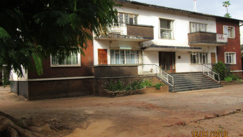 2-bedroom-flat-in-ridgeway-lusaka-big-0