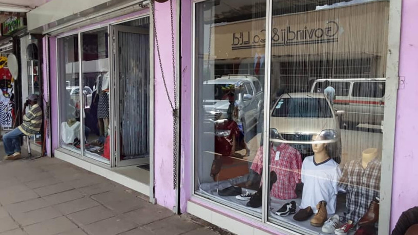 shop-for-sale-in-town-centre-big-2