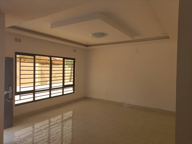 3-bedroom-flats-for-sale-in-ibex-hill-big-4