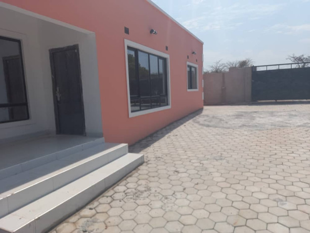 3-bedroom-flats-for-sale-in-ibex-hill-big-0