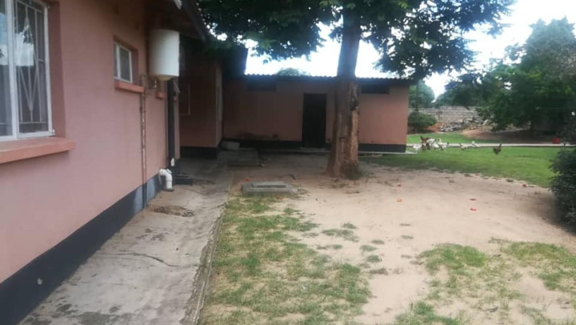 6-bedroom-house-for-sale-in-kalundu-big-1