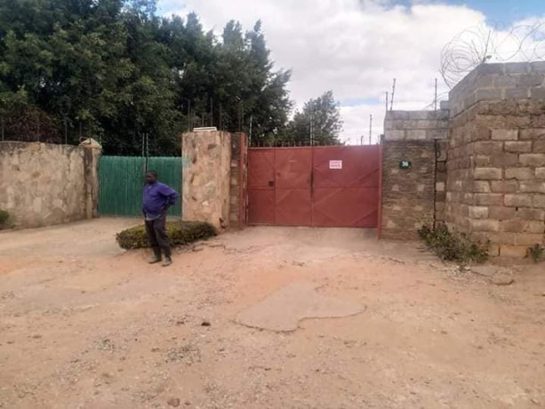 6-bedroom-house-for-sale-in-kalundu-big-0