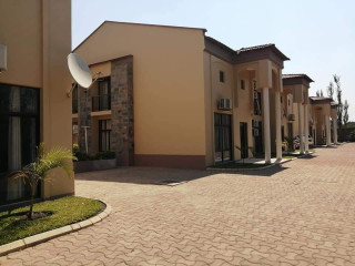 3-bedroom-apartment-for-rent-in-emmasdale