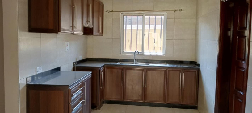 3-bedroom-flat-for-rent-in-roma-big-4