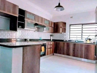 3 Bedroom Flat For Rent in Chalala