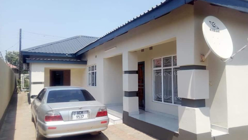 4-bedroom-house-for-sale-in-salama-park-big-8