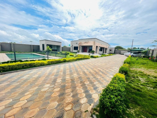 3-bedroom-house-for-sale-in-lilayi-estates-big-7