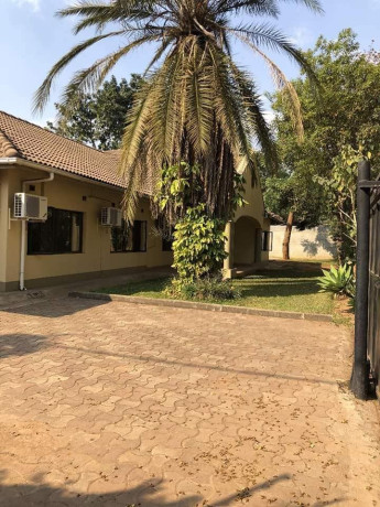 5-bedroom-house-for-sale-in-kabulonga-big-3