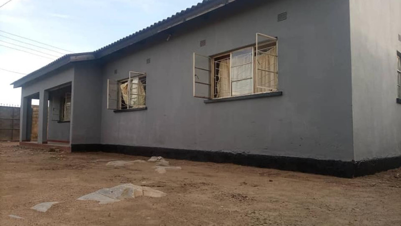 3-bedroom-house-for-sale-in-kabwata-big-4