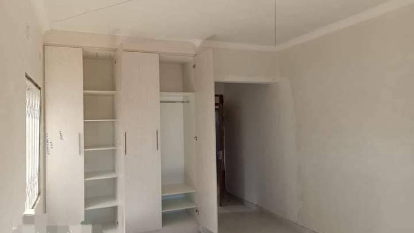 2-bedroom-flat-for-rent-in-chalala-big-2